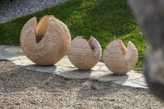 Dekorační pískovcové květy Vyberte si velikost koule: ø 45 cm