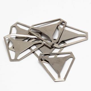 Šlový trojúhelník š.30mm (v.30) Fe stříbrný (cena / kus)