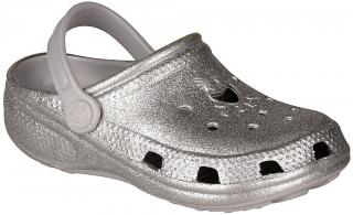Dětské sandály Crocs Coqui Big Frog stříbrné Velikost: 26 (EU)