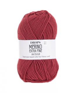 Příze DROPS Merino Extra Fine uni color 32 - tmavá růžová