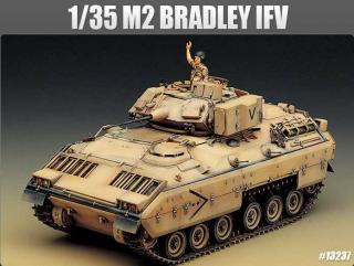 Academy - M2 Bradley IFV, Model Kit 13237, 1/35