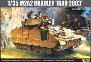 Academy - pásové obrněné vozidlo M2A2 Bradley OIF, Model Kit 13205, 1/35