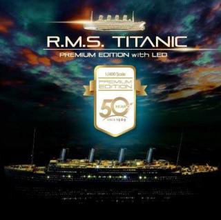 Academy - R.M.S Titanic, premium edition s LED, Model Kit loď 14226, 1/400