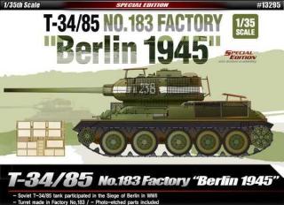 Academy - T-34/85, sovětská armaáda, No.183 Factory, Berlín 1945, Model Kit 13295, 1/35