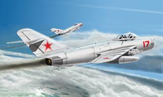 Hobbyboss - Mikojan-Gurevič MiG-17 PFU Fresco E, sovětské letectvo, ModelKit 337, 1/48
