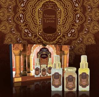 Dárkový set kosmetiky s tělovou mlhou, Voyage Epices s esencí  Ayurvedique Oriental (Ayurvedic Oriental) , La Sultane de Saba, Paris
