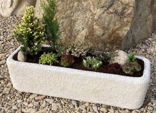 Kamenný truhlík z pískovce - truhlík, délka 84cm, šířka 29cm, výška 22cm
