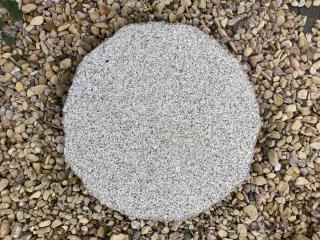 šlapák do zahrady ze žuly pr.35cmx3cm, šedá barva