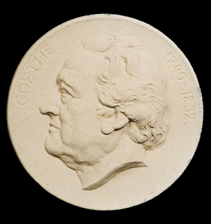 zahradní socha - Goethe - reliéf, pr. 25 cm, 1,5 kg