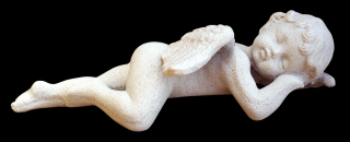zahradní sochy - Andílek ležící na bříšku, výška 7 cm, 0,8 kg