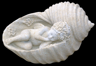 zahradní sochy - Andílek v ulitě, výška 10 cm, 1,1 kg