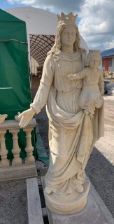 zahradní sochy - Madona hostýnská, výška 185 cm, 560 kg