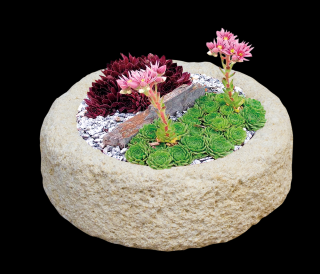 zahradní vázy - Mistička, výška 5 cm, 1 kg