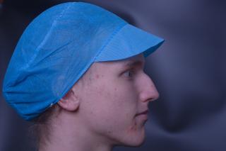 Čepice s kšiltem KLASIK - netkaná textilie, modrá - 20ks