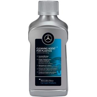 Originální Mercedes Benz čistič inerierovych plastů 250ml