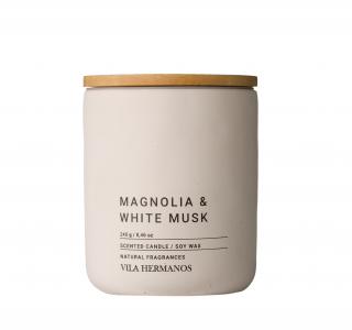 Vila Hermanos Přírodní vonná svíčka Concrete Magnolia & White Musk 240 g