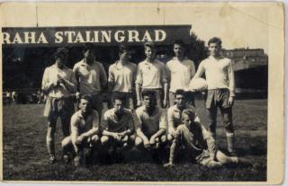Dobová fotografie , fotbal, Praha Stalingrad