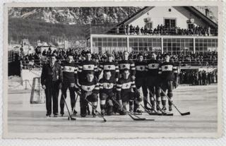 Dobová fotografie - pohlednice  SK.Slavia Praha, 1938, Cortina