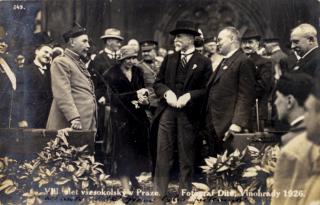 Dobová pohlednice, Prezident Masaryk a Dr. Bukovský na sletu v roce 1932
