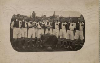 Dopisnice - S.K. Slavia. s pohárem, 1911