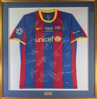 Dres FC Barcelona, finále UEFA Champions league, 2011, autogramy celého týmu