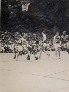 Foto basket, Harlem Globetrotters In Prague, 1964 6