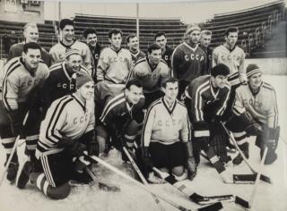 Foto, mužstvo SSSR třetí na MS v ledním hokeji, 1961
