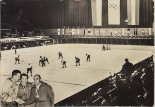 Fotografie, Lední hokej ZOH 1964, Zimní stadion v Innsbrucku