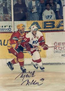 Fotografie s podpisem, Viktor Ujčík, HC Slavia Praha, 1996