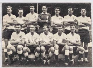 Fotografie Tottenham Hotspur, autogramy mužstva, 1964