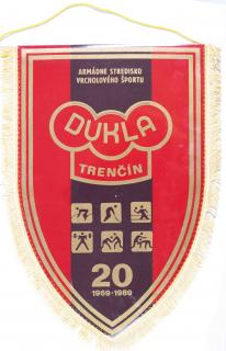Klubová vlajka Dukla Trenčín, 20 let, 1969-1989, Maxi