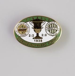Odznak smalt 1938  FERENCVAROSI vs. Slavia  finále středoevropského poháru Green