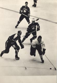 Pohlednice  - ČSSR - KANADA ( 3:1) ZOH Innsbruck 1964