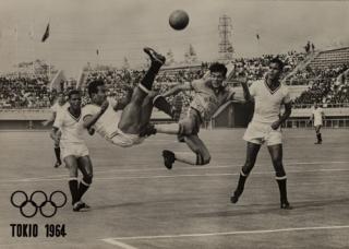 Pohlednice  - foto  Tokio 1964, fotbal II