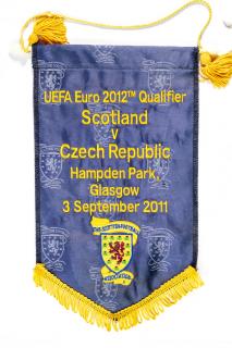 Vlajka UEFA, Czech. rep v. Scotland, Glasgow, 2001