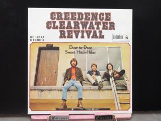 Creedence Clearwater Revival ‎– Sweet Hitch-Hiker / Door To Door