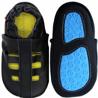 Kožené capáčky s gumovou podrážkou sandálky černé CAROZOO Velikost capáčků: 2-3 roky