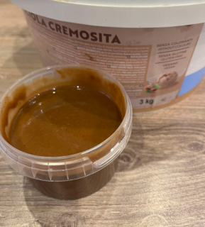 Pražené lískové ořechy ochucovací pasta