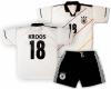 Kroos bílý fotbalový dres a černé fotbalové trenýrky - komplet.