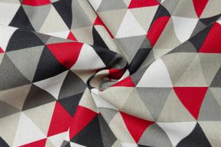 Bavlna režná trojúhelníky červeno-černé