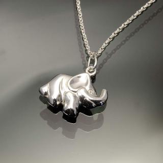 Elephant 2 - přívěsek - stříbro 925/1000 Materiál: Stříbro 925