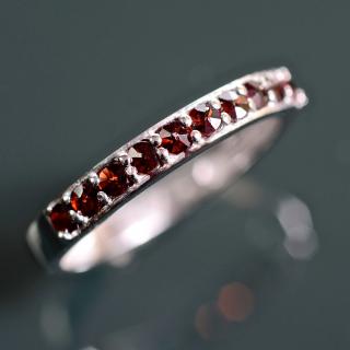 Granada - granátový šperk - prsten rhodiované stříbro 925/1000 Velikost: 51
