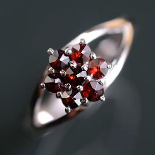 Klára - granátový šperk - prsten rhodiované stříbro 925/1000 Velikost: 53