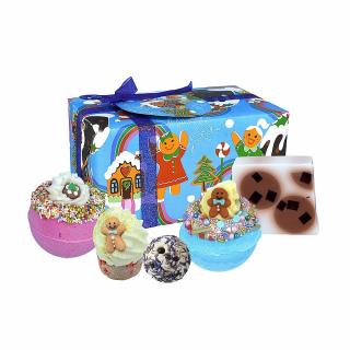 Bomb cosmetics Dárková sada šumivých balistiků a mýdla Gingerbread Land 5 ks