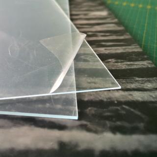 Čiré plexisklo  - doplnšk do velkých rámů velikost + síla: 50x70cm / 2mm