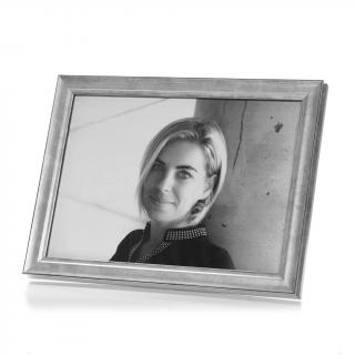 SILVERTONE rámeček dřevěný - stříbrný s prolisem na fotky: 13x18cm, zasklení: Sklo
