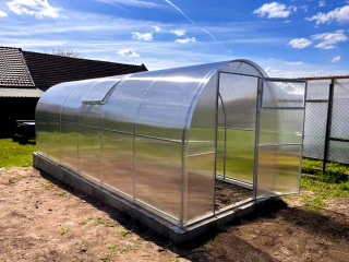 Zahradní skleník IGEL TOMATO 4 x 2 m, 4 mm  Předmontáž polykarbonátu na obě čela skleníku v hodnotě 1550 Kč zdarma.