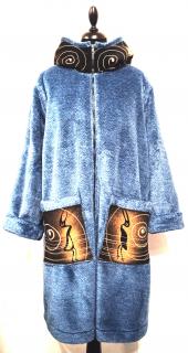 Kabát s modrým chlupem