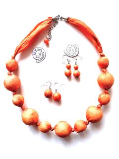 Oranžový kuličkový náhrdelník