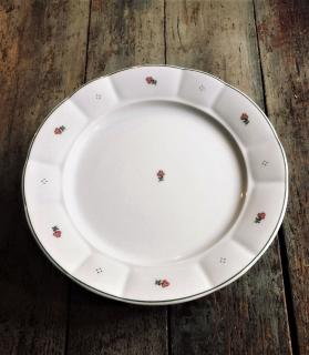 Babiččin porcelán - červené kvítky - sada 18 ks silnostěnných talířů velikost  - mělký talíř: 28 cm